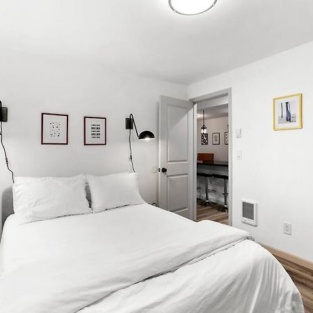 Hillside In Seattle - Updated And Well Appointed. エクステリア 写真